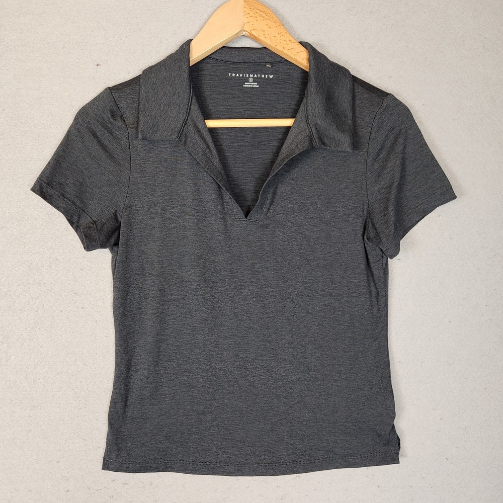 Travis Mathew Womens Skyloft Light Golf Polo Small Gray V-Neck Short Sleeve